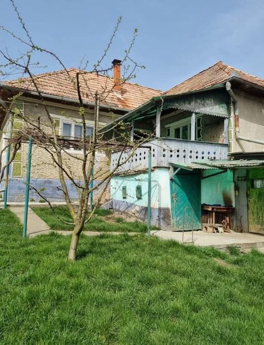 Casa de vânzare la țară