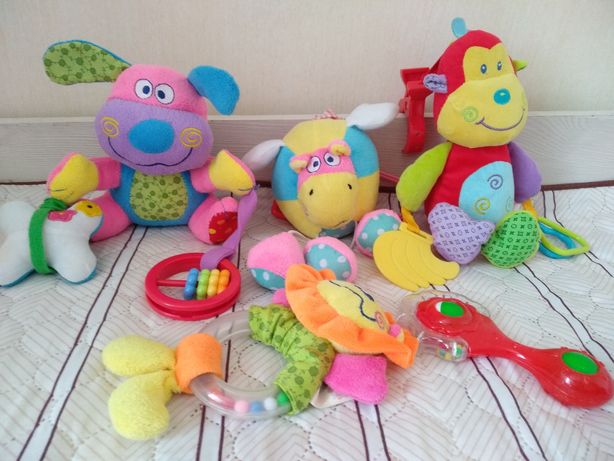 Продам развивающие игрушки для малышей