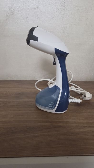 Уред за гладене с пара