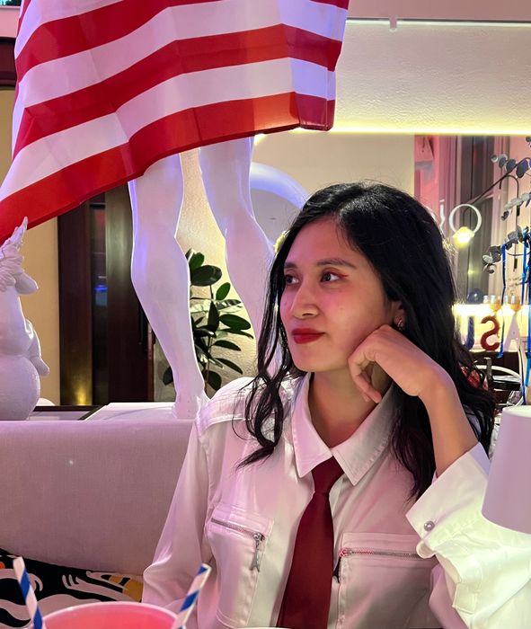 Преподаватель английского языка