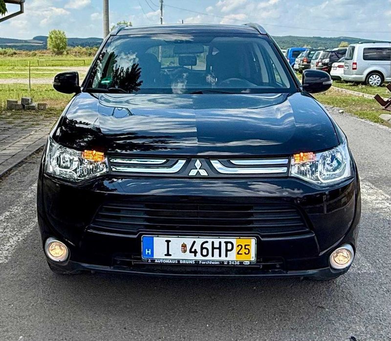 Mitsubishi Outlander 4x4 Cutie Manuală Motor 2.2 Diesel 150cp. An 2013