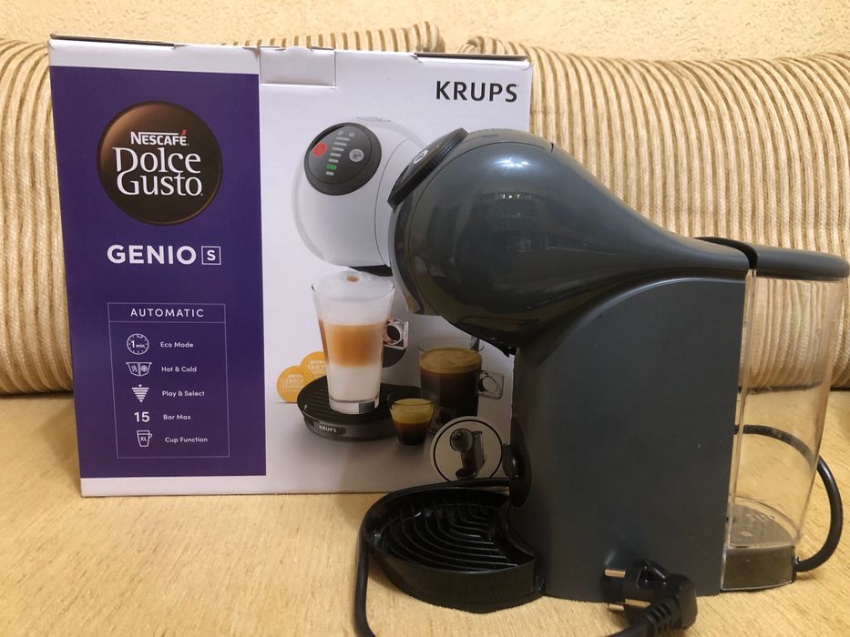 Кафемашина Dolce Gusto със 130 капсули
