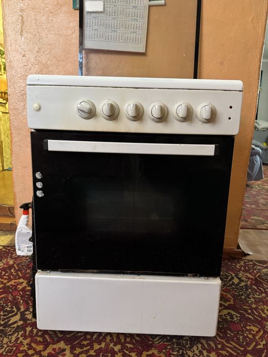 Газовая плита, с электро духовкой