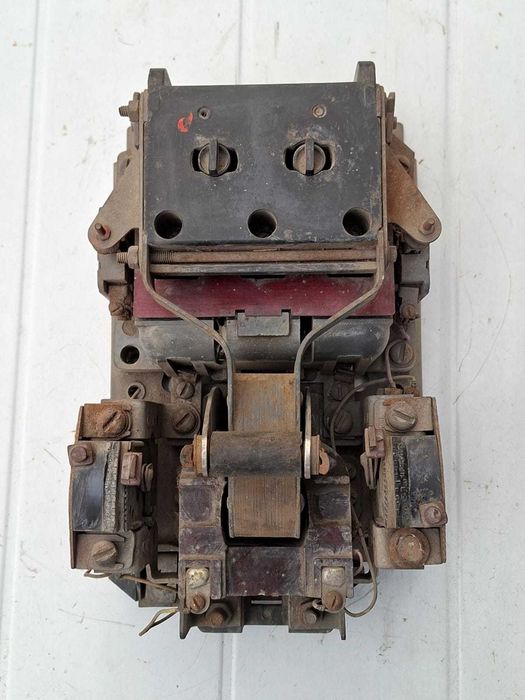 Пускатели разные новые и бывшие в употреблении.