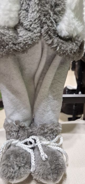 Mos Crăciun alb cu gri