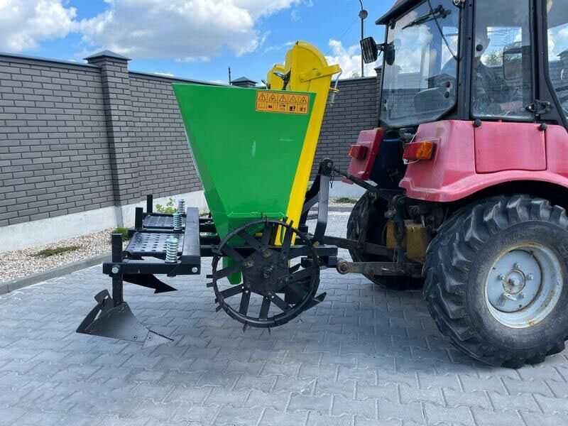 Картофелесажалка СКН 180 и 300кг D-POL Д-ПОЛ Бееларусь