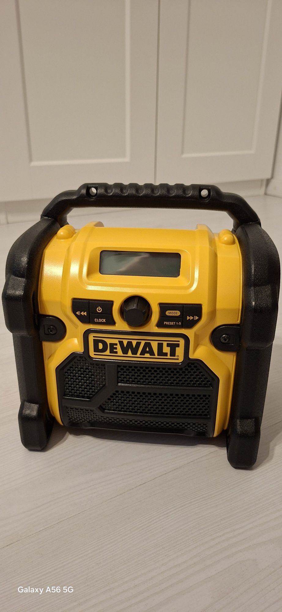 Radio DeWalt de șantier