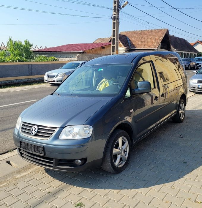 Vând  Vw Caddy maxi 2.0 tdi BMM