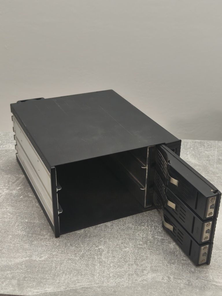 Rack Sata Quick Release 3 HDD DIY NAS SERVER