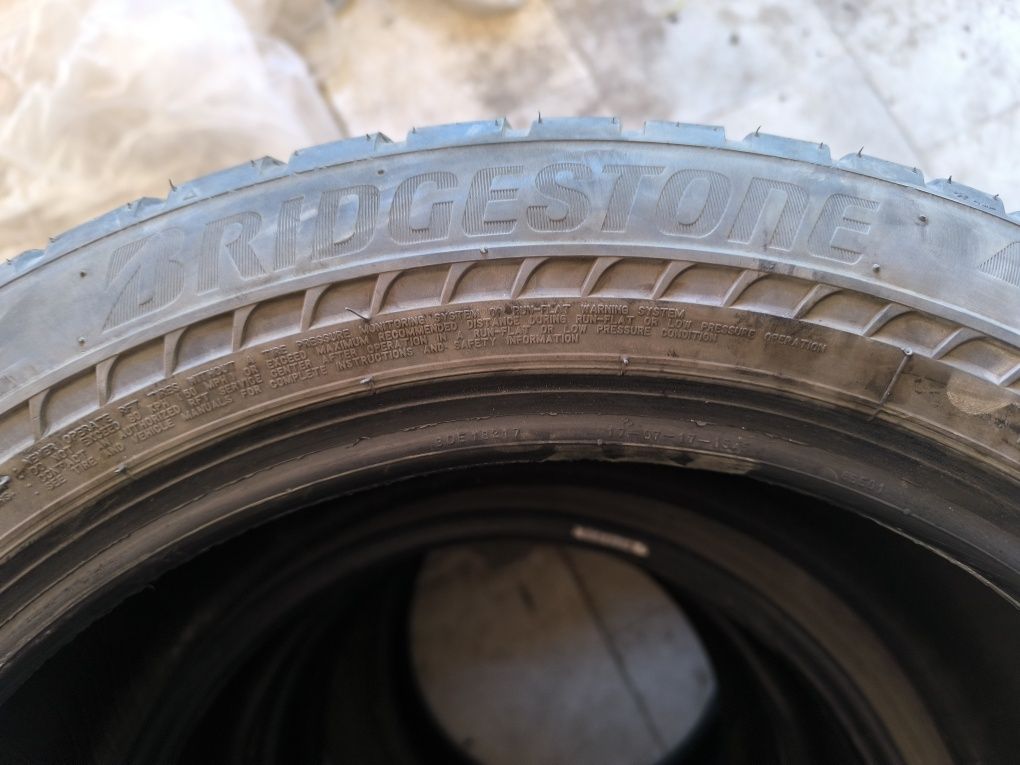 Bridgstone 225/50 R17  -зимни гуми