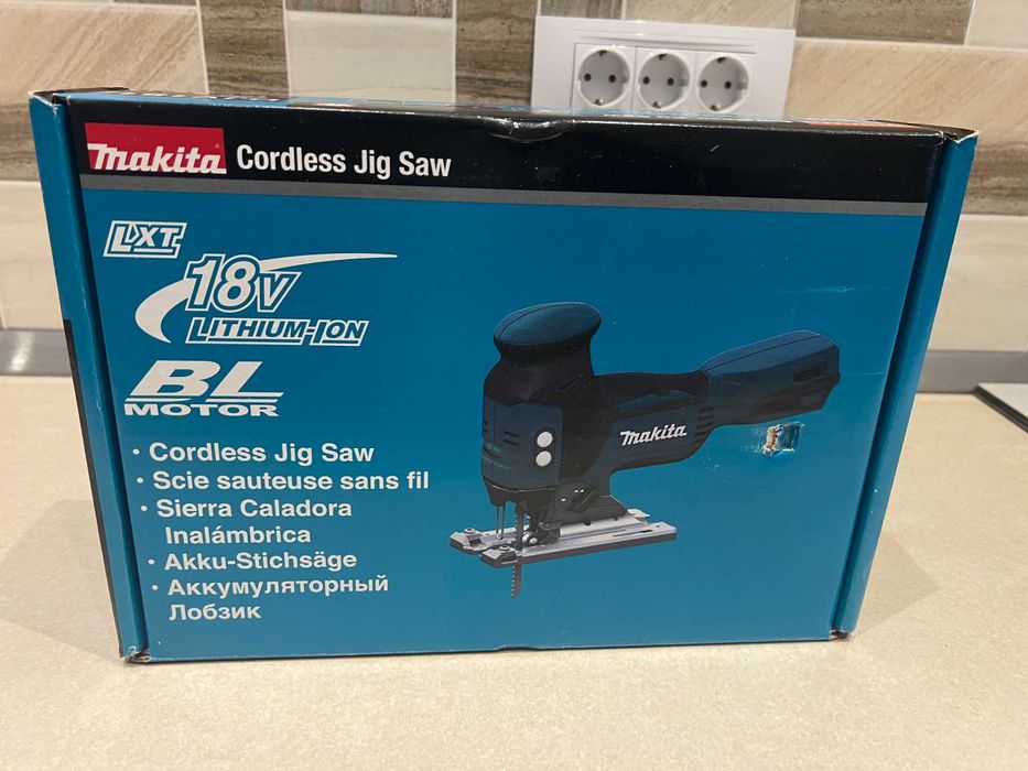 Ferestrau Makita Cordles Jig Saw