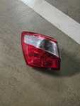 Vând Stop/Lampa stânga aripa Spate Nissan J10