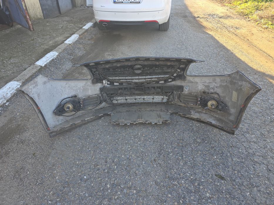 Предна броня опел инсигния