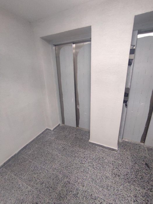 Продава се Тристаен апартамент в Бургас, Изгрев - 92 кв.м за 1679 €/кв.м - Снимка #1