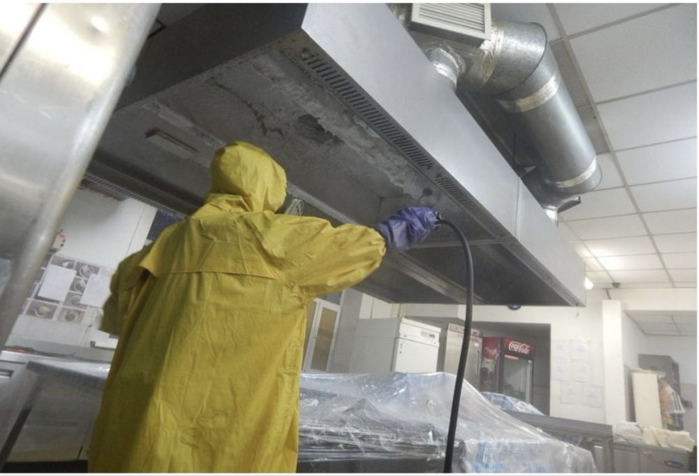 Очистка вентиляции, воздуховодов, зонтов, вытяжек и двигателей