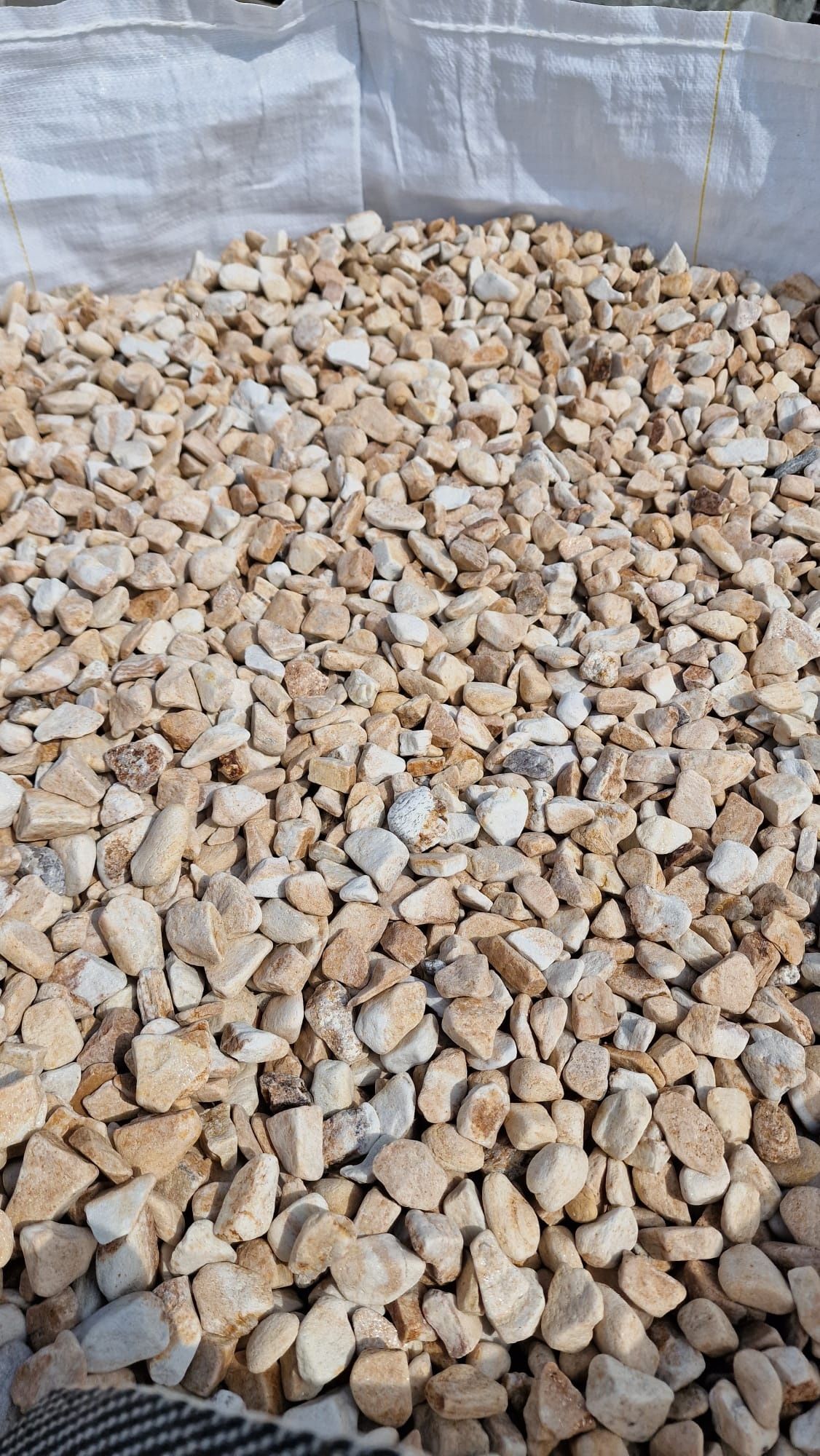 Piatra si marmura ornamentală ,piatra poligonala si regulata ,granit,t