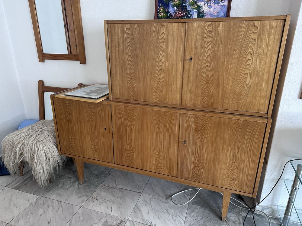 Хотелско обзавеждане