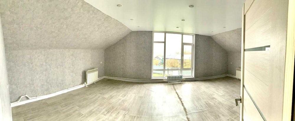 Продам двухуровневый шпальный коттедж в рабочем поселке.