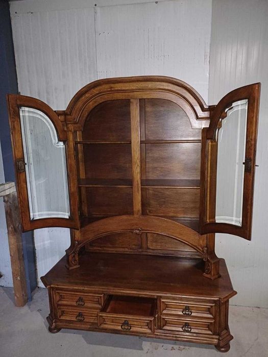 dulap cu sertare  ,vitrina