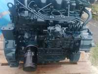Vând motor Kubota v3300 complet reconditionat