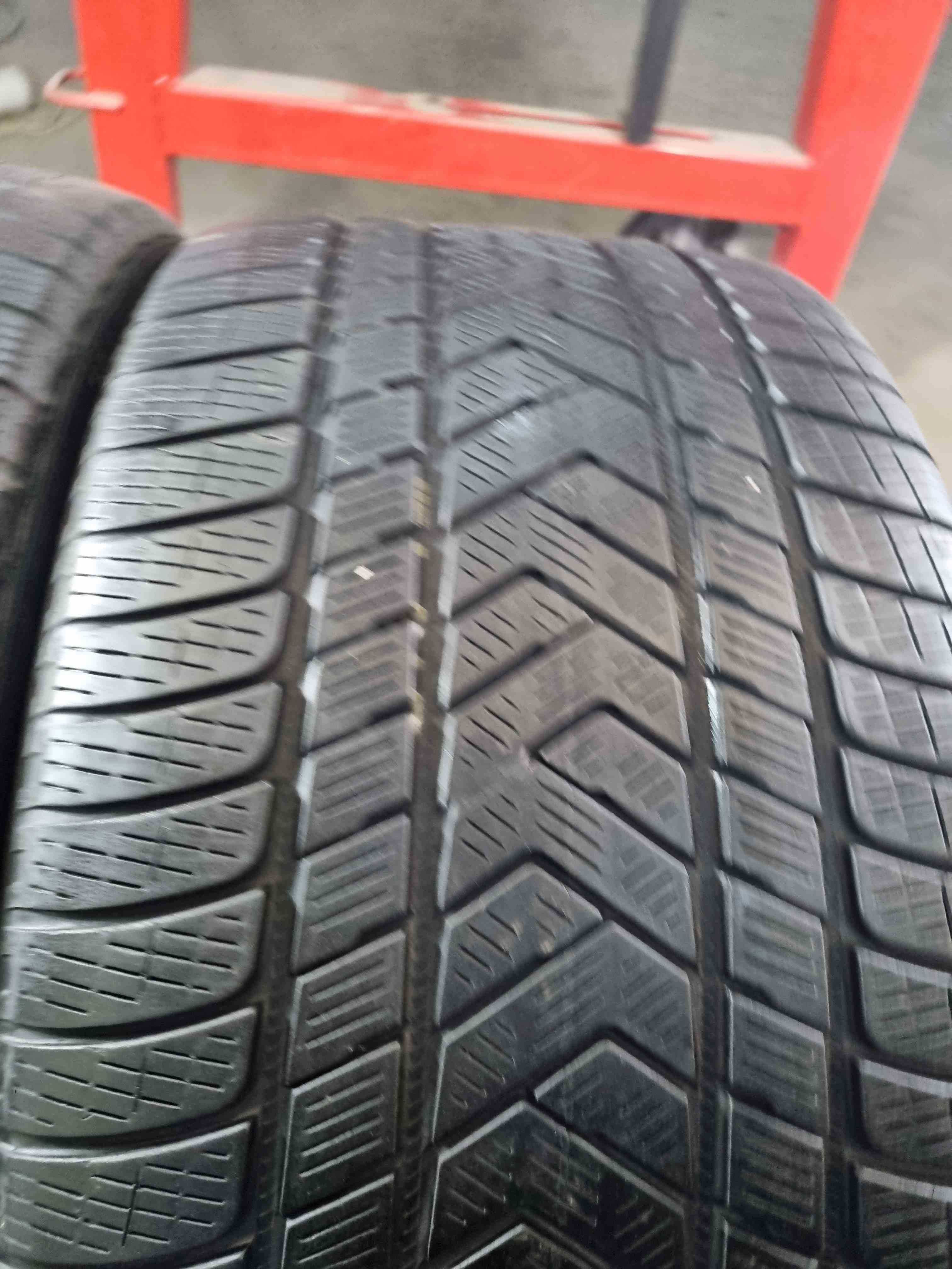 SET 2 Anvelope Iarna 305/35 R21 PIRELLI Scorpion Winter 109V