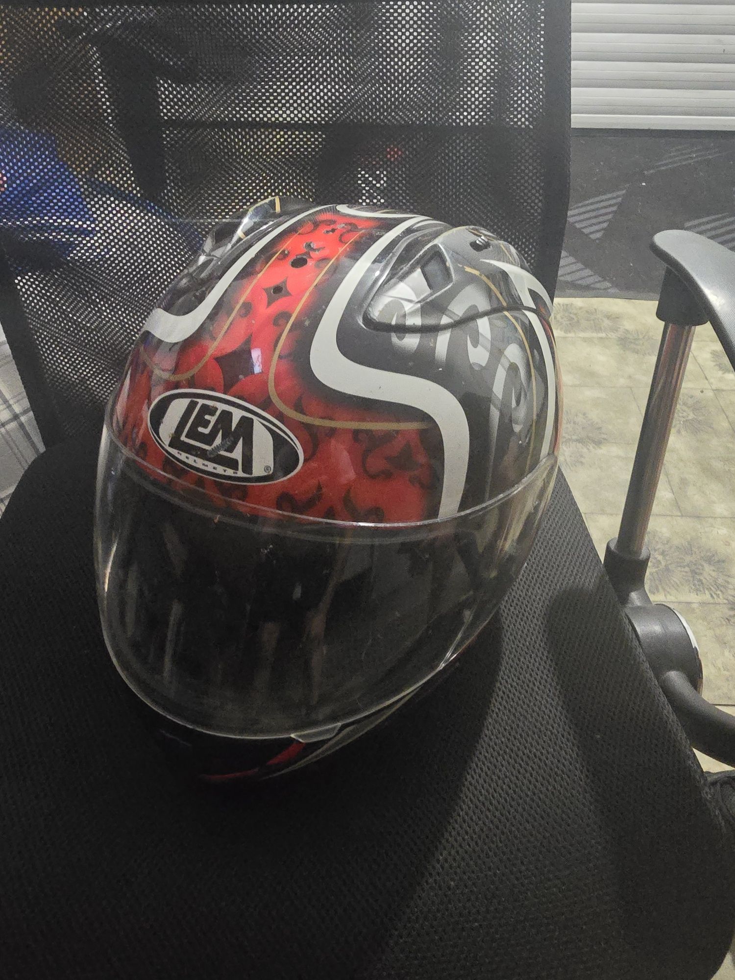 Lem Helment Каска втора употреба