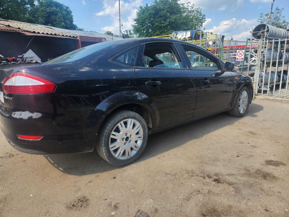 Dezmembrez Ford Mondeo MK4 2.0 TDCi an 2007 cod motor AZBA