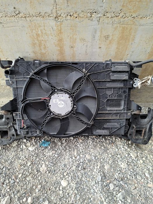 Ansamblu radiator Volkswagen T6 (apă + climă + ventilator)
