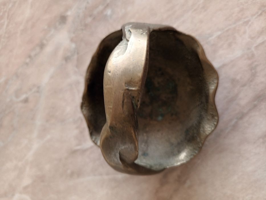 Бронзова кошничка