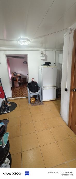 Сдается дом 45 квадратов,с мебелью. Дом на 2 хозяев с общим двором.