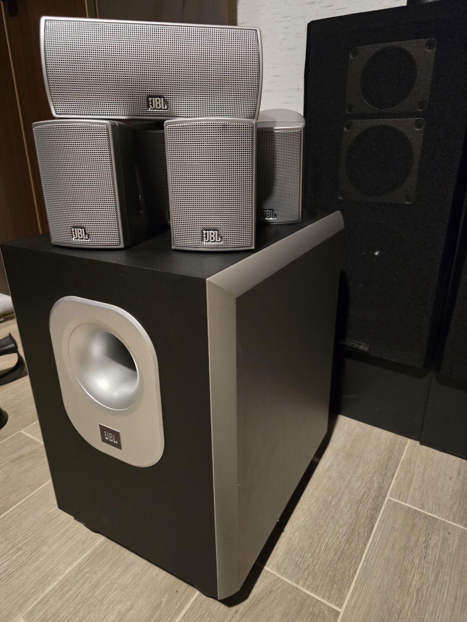 Sistem 5.1 Yamaha si Denon