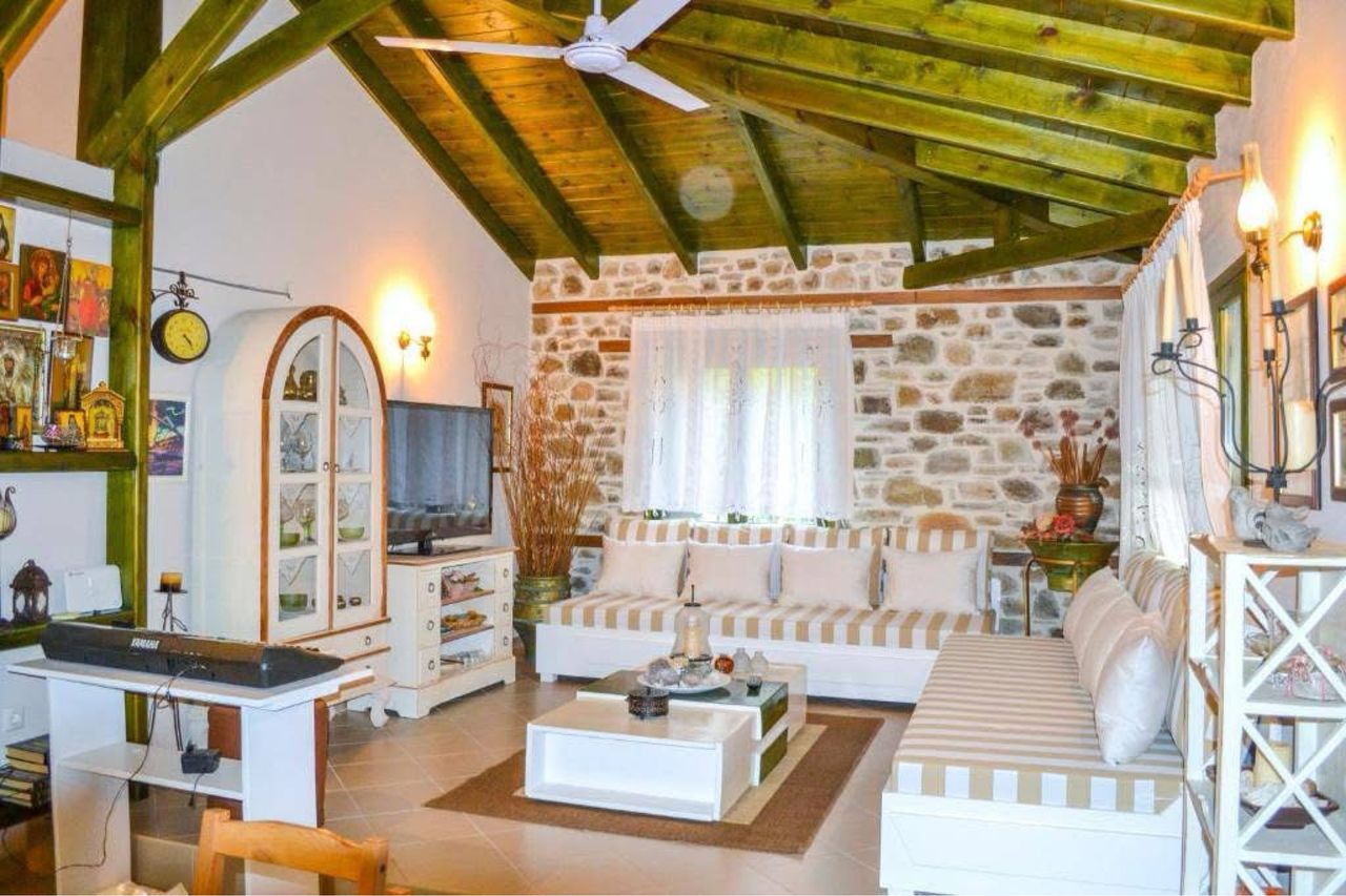 Продава се Къща в София, Център - 90 кв.м за 2945 €/кв.м - Снимка #15