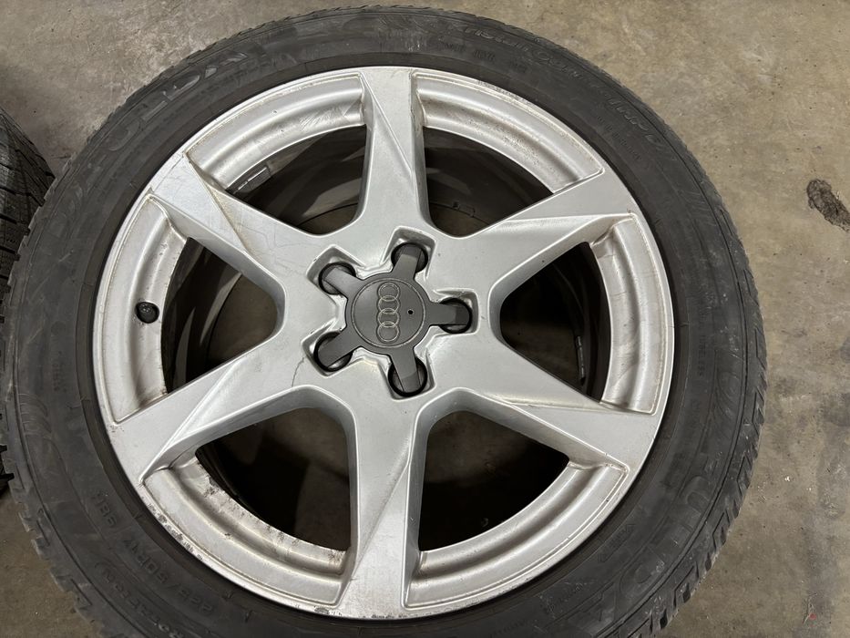 4бр оригинслни 17 ки Ауди А4 5х112 ет45 7,5ж с зимни гуми 225/45