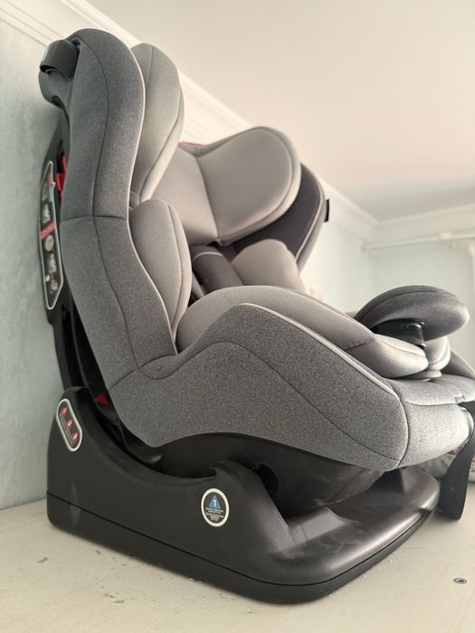 Продается Автокресло. Новая.