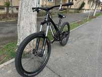 Downhill Bike Devinci Wilson Domain Shimano ZEE FOX Floa tx2 Kashima
