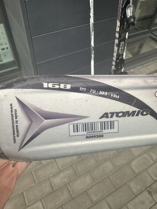 Продава ски atomic c seria с щеки и обувки head