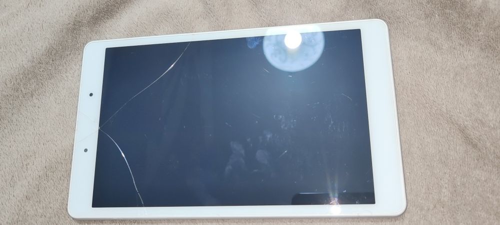 Vând tableta Samsung