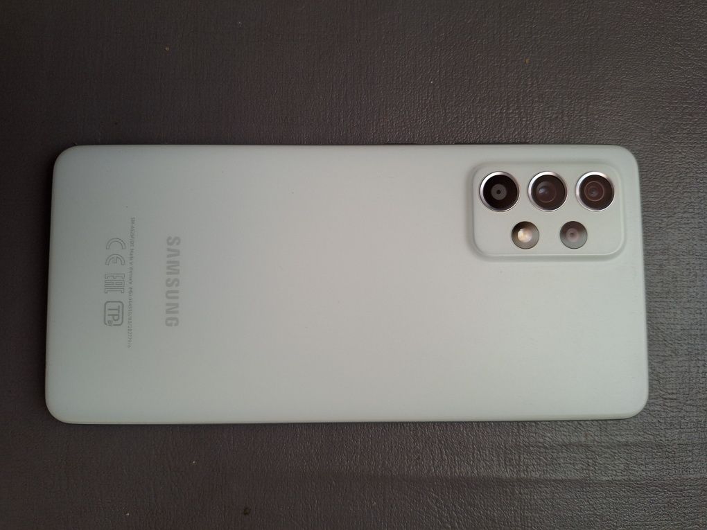 Samsung galaxy a52