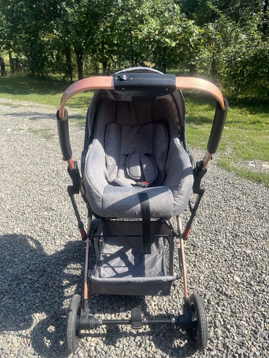 Cărucior nou, 3 în 1