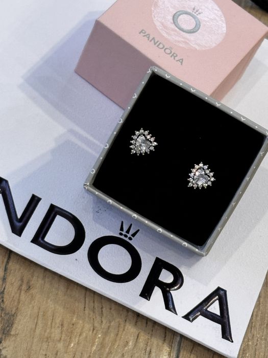 Пандора обеци Pandora