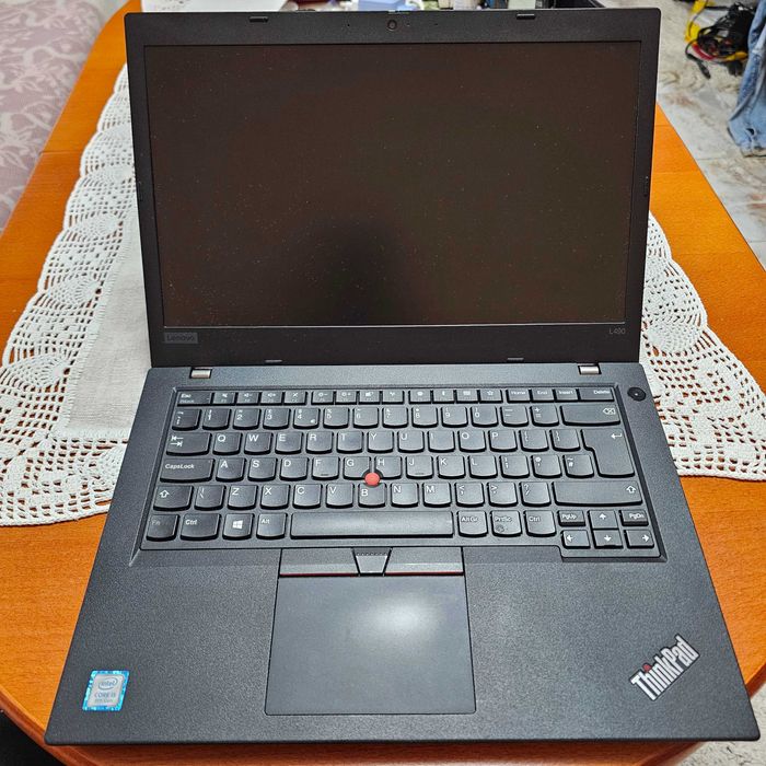 Lenovo ThinkPad L490 8 генерация Лек компактен 14 инчов лаптоп