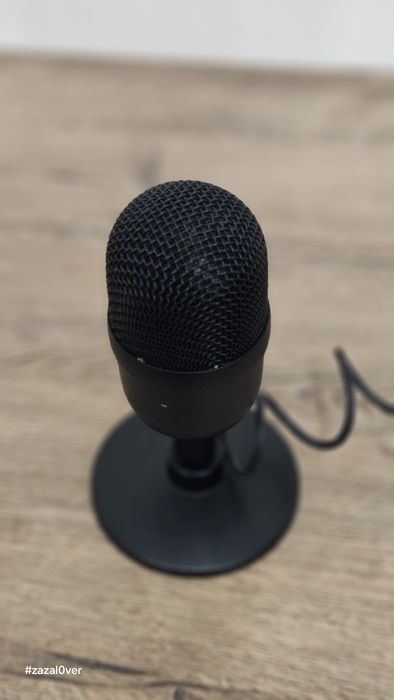 Микрофон Razer Seiren Mini