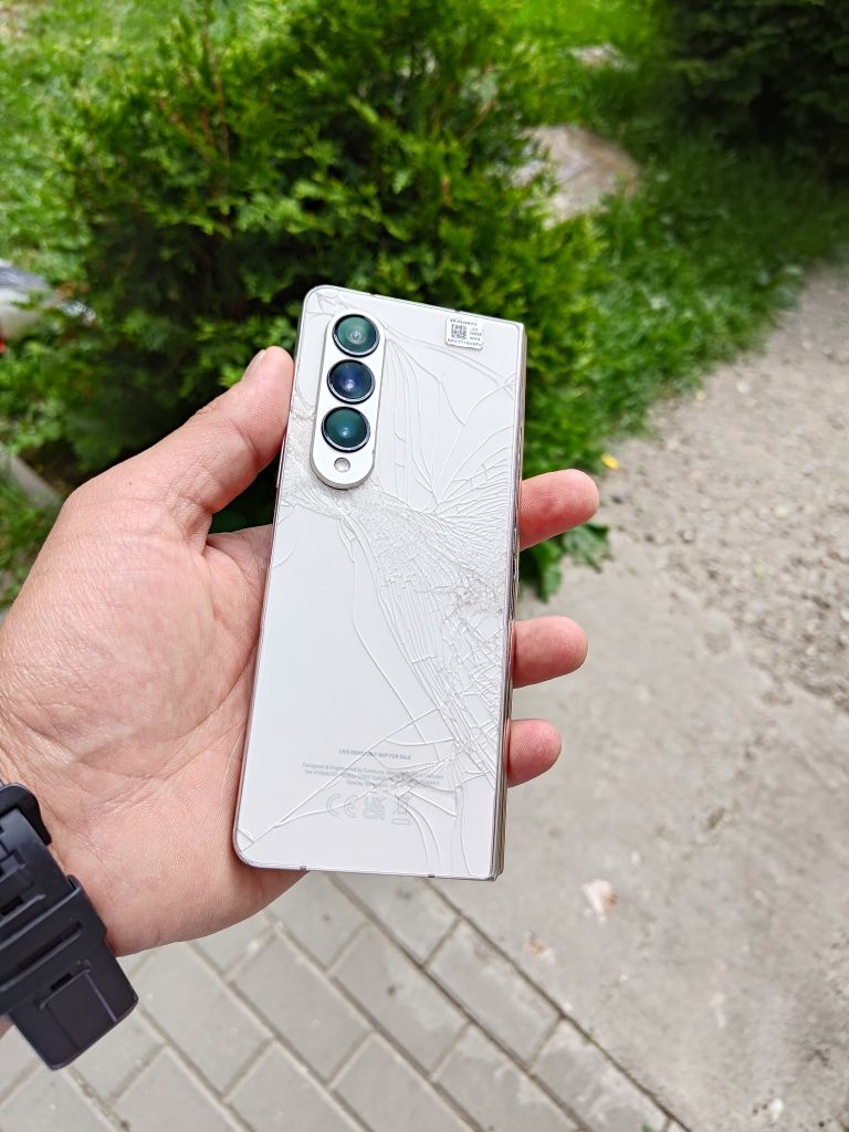 Samsung Galaxy z fold 4 Piese , defect