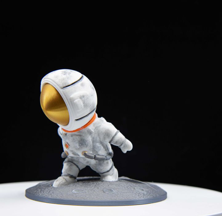 STAND TELEFON  ASTRONAUT PE LUNA -Handmade, dry brush + 4 straturi lac