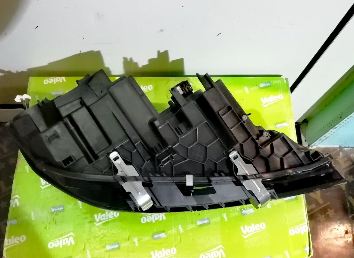 Фар фарове за БМВ 3 Г20 Г21 / BMW 3 G20 G21 BMW LED.