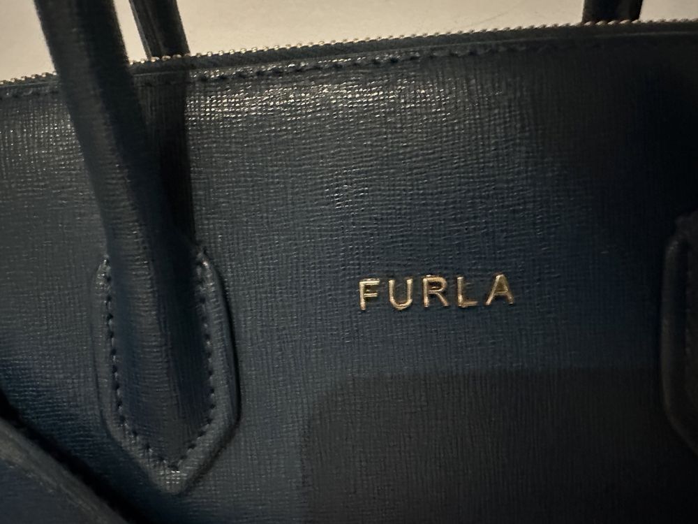 Чанта Furla запазена