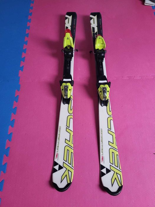Vand skiuri Fischer 120 cm pentru copii