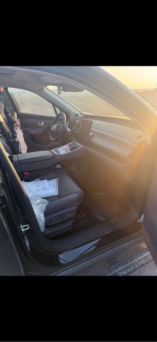 Leapmotor c16 gibrit parogli 3 pozitsia 280 km notariusga tayyor