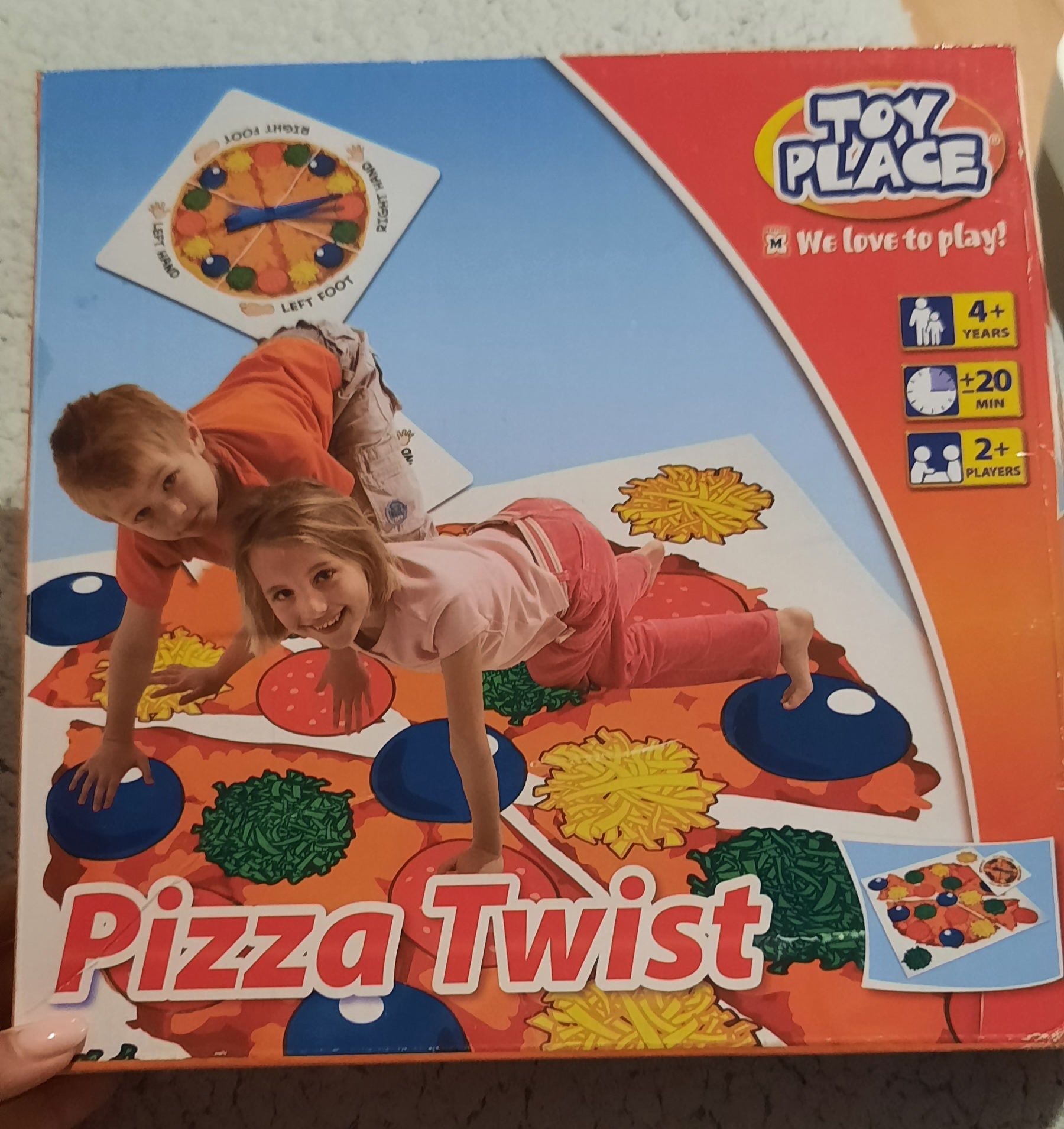 Joc societate Pizza Twist nou