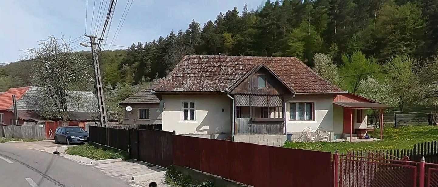 Casa + teren 1707mp langa padure – Dobarlau
